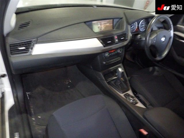 2011 BMW X1 sDrive 18i auction photo 3