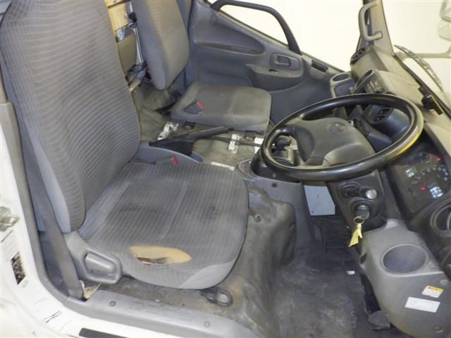 2013 Toyota Dyna シャーシ auction photo 5