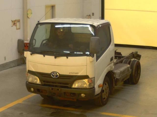 Japan Auction Vehicles 10 2013 Toyota Dyna シャーシ auction photo