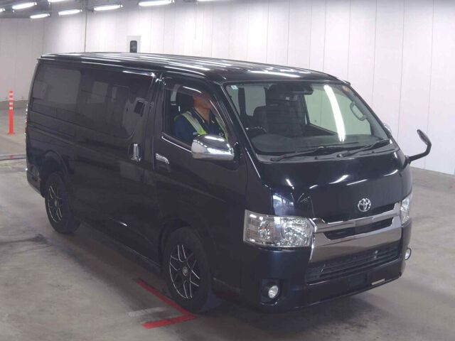 2018 Toyota Hiace L Super GL Dark 4WD Japan auction vehicle
