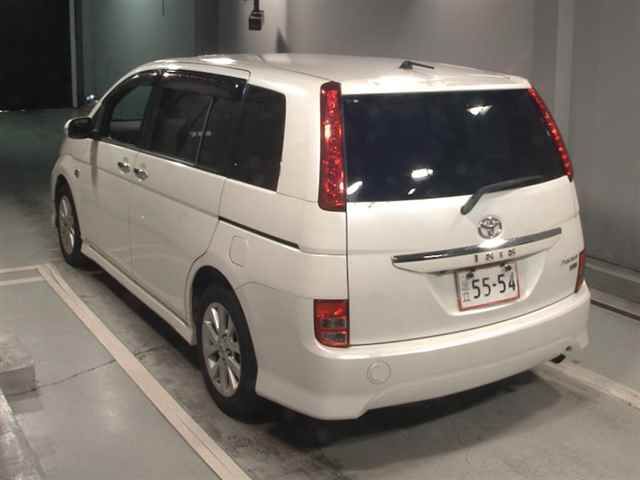 2009 Toyota Isis プラタナ auction photo 2