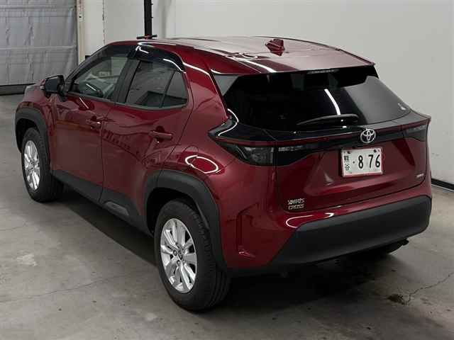 2023 Toyota Yaris Cross G 4WD auction photo 2