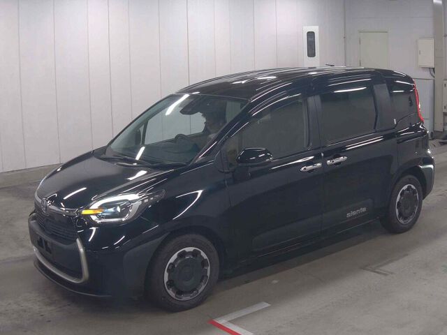 2025 Toyota Sienta Z auction photo 4