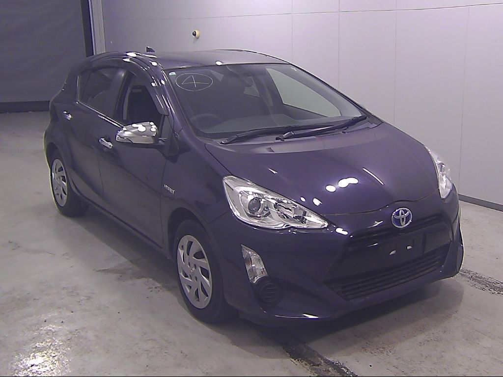 2015 Toyota Aqua S Japan auction vehicle