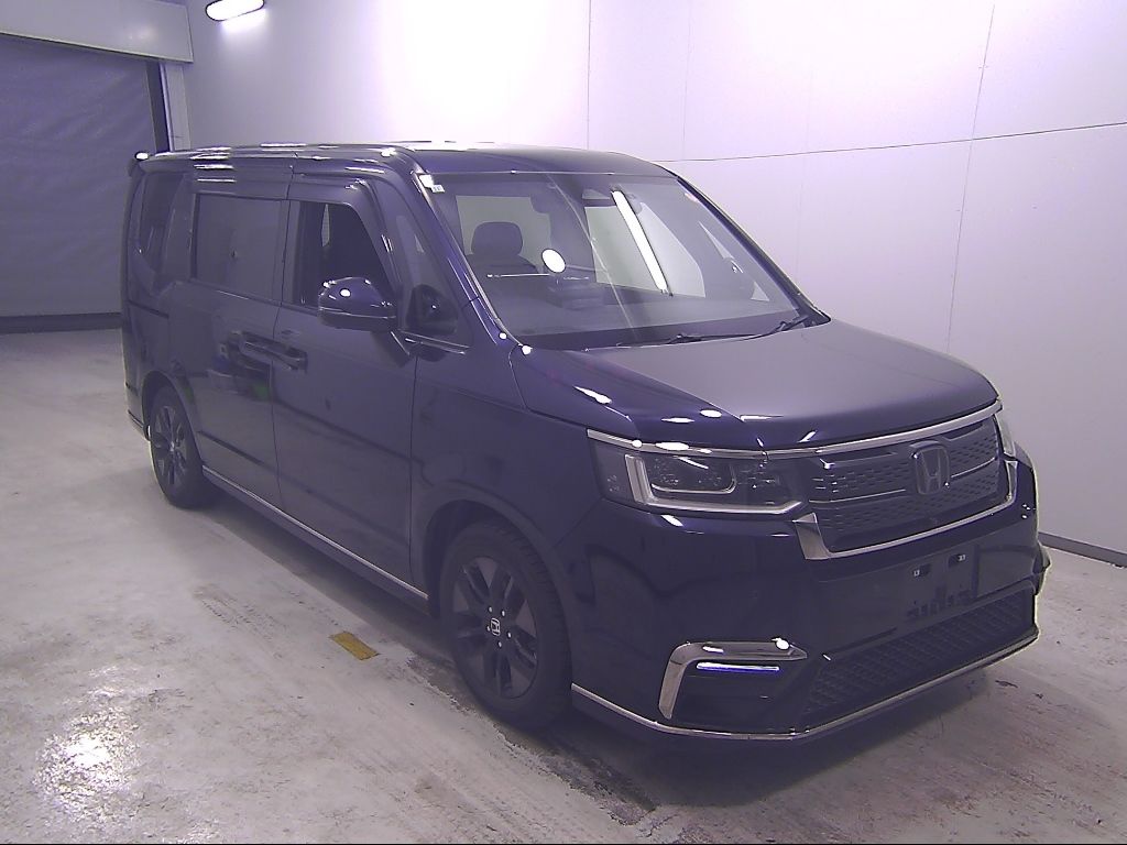 Japan Auction Vehicles 15 2023 Honda Stepwgn 4WD 7 people auction photo