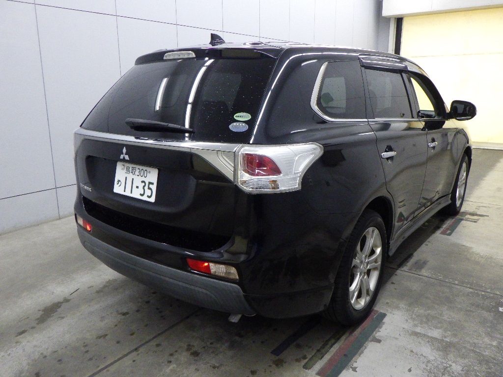 2013 Mitsubishi Outlander 4WD 24Gナビパッケージ auction photo 2