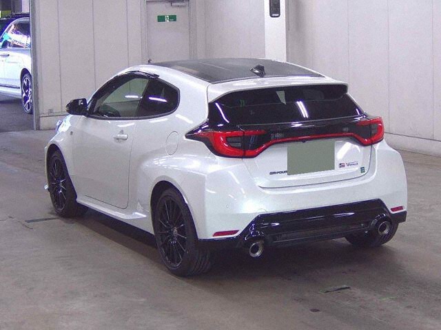 2025 Toyota GR Yaris RZ 4WD auction photo 2