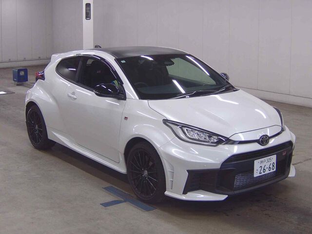 2025 Toyota GR Yaris RZ 4WD Japan auction vehicle
