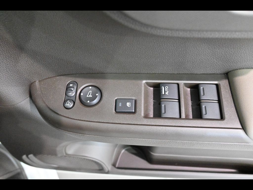 2025 Honda N-WGN L auction photo 10