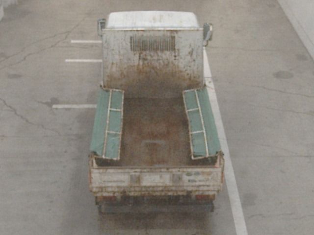 2013 Isuzu Elf dump auction photo 3