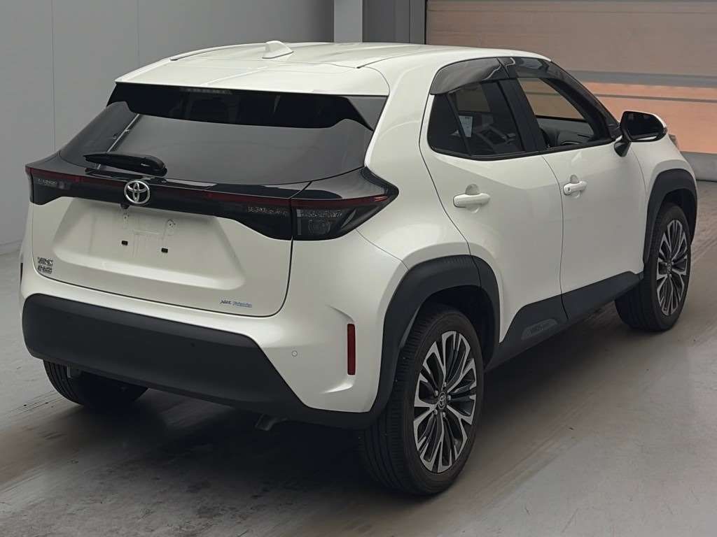 2021 Toyota Yaris Cross Z auction photo 2