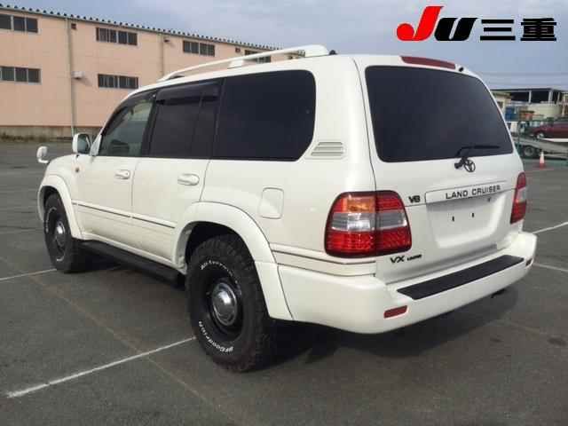 2006 Toyota Land Cruiser 100 VX LTD auction photo 2
