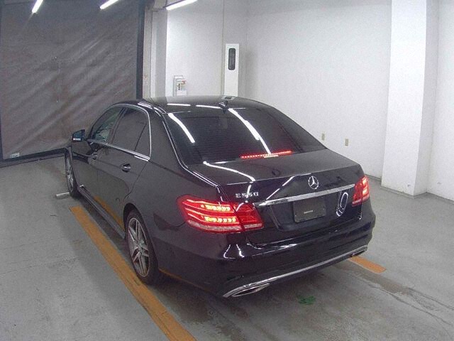 2013 Mercedes-Benz E-Class E250アバンギャルト auction photo 2