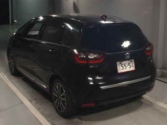 2020 Honda Fit e:HEV リュクス auction photo 2