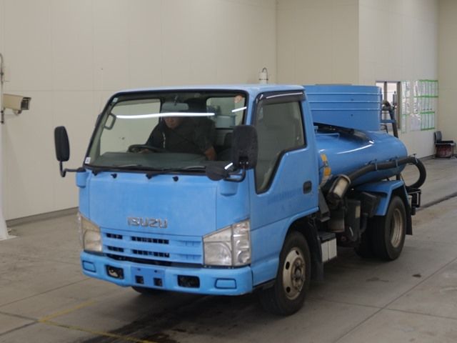 2008 Isuzu Elf Japan auction vehicle