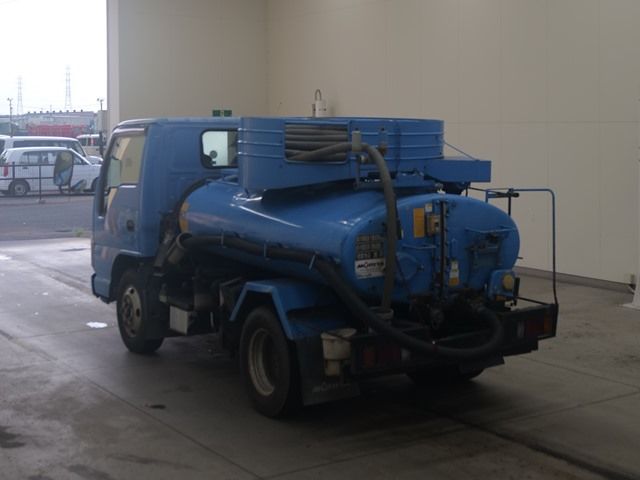 2008 Isuzu Elf auction photo 2