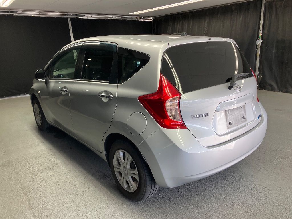 2013 Nissan Note メダリスト auction photo 2
