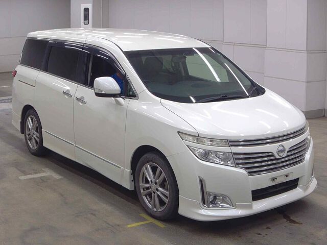 2013 Nissan Elgrand 250ハイウェイスター 4WD Japan auction vehicle