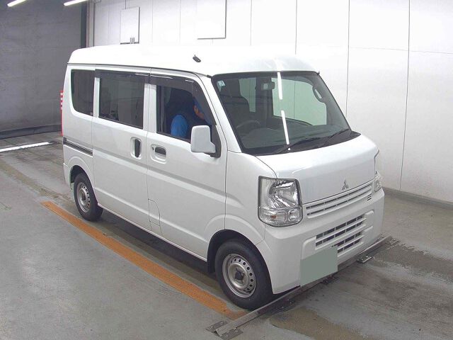 2017 Mitsubishi Minicab G Japan auction vehicle