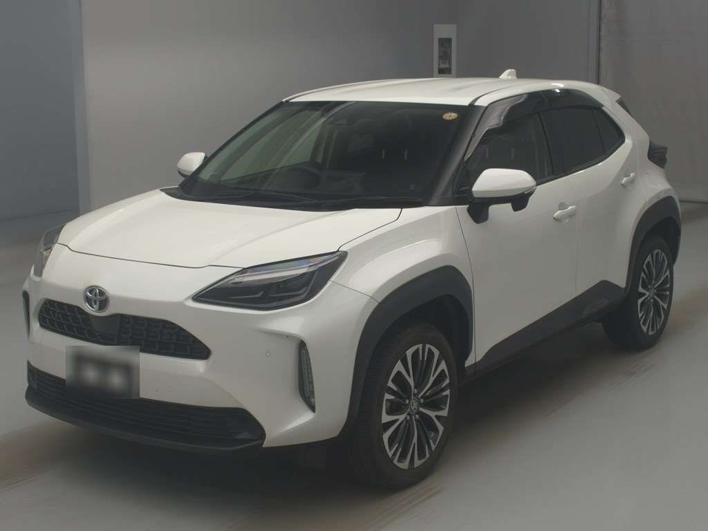 2022 Toyota Yaris Cross Z Japan auction vehicle