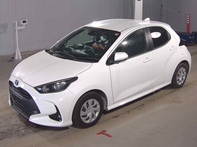 2022 Toyota Yaris Hybrid X auction photo 4