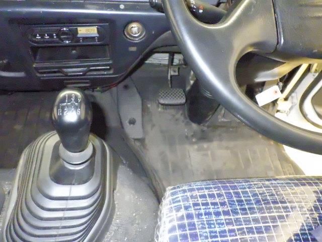 2005 Isuzu Forward クレーン付 auction photo 7