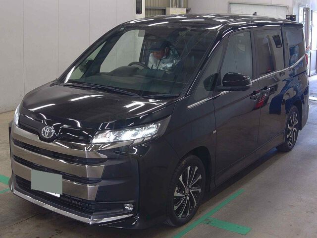 2025 Toyota Noah S-Z auction photo 4