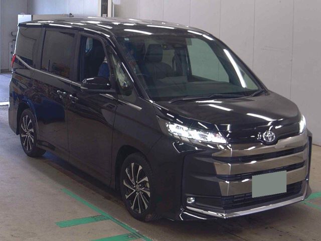 Japan Auction Vehicles 8 2025 Toyota Noah S-Z auction photo