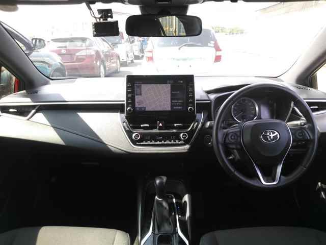2019 Toyota Corolla Sport ハイブリッドG auction photo 8