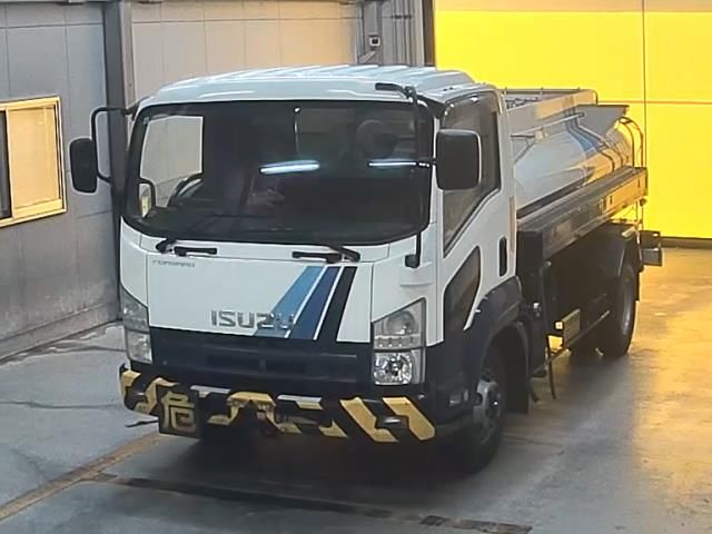 2009 Isuzu Forward Tank car Japan auction vehicle