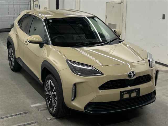 Japan Auction Vehicles 10 2023 Toyota Yaris Cross Z 4WD auction photo