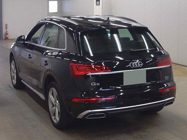 2022 Audi Q5 40TDIクワSラSラ+P 4WD auction photo 2