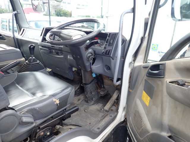 2013 Isuzu Forward 3.7t ダンプ auction photo 9