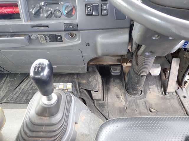 2013 Isuzu Forward 3.7t ダンプ auction photo 10