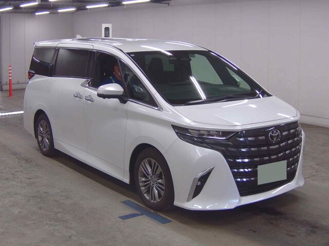 2025 Toyota Alphard Z Japan auction vehicle