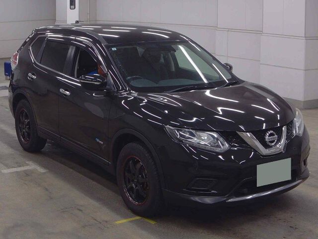 Japan Auction Vehicles 8 2015 Nissan X-Trail 20XHVエマブレPG 4WD auction photo
