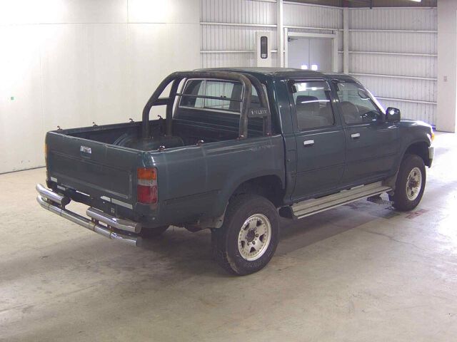 1996 Toyota Hilux 4WD auction photo 5