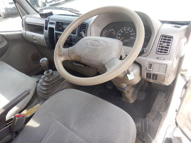 2003 Toyota Dyna auction photo 3