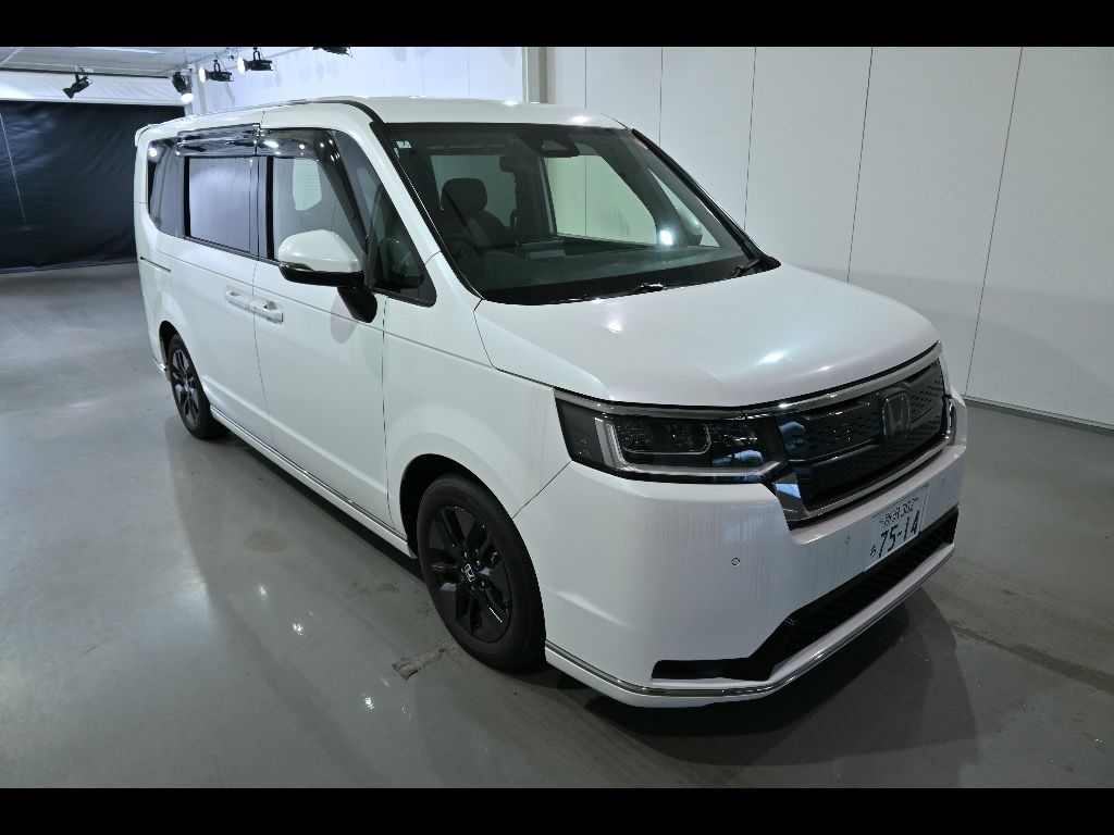 2022 Honda Stepwgn 7 Japan auction vehicle