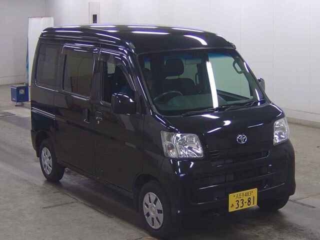 2013 Toyota Pixis Van クルーズ Japan auction vehicle