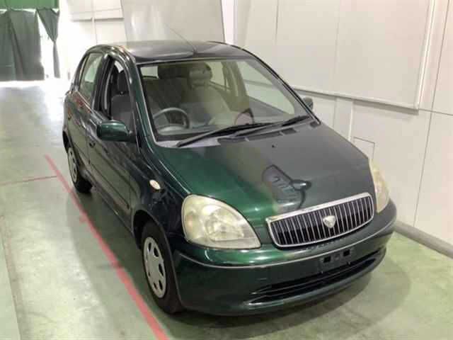 Japan Auction Vehicles 4 2001 Toyota Vitz クラヴィア auction photo