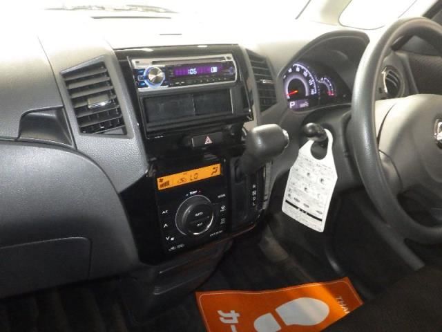 2010 Nissan Roox ハイウェイスター auction photo 3