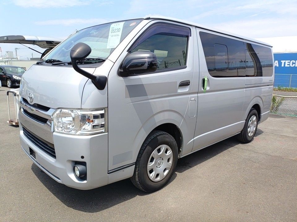Japan Auction Vehicles 40 2015 Toyota Hiace auction photo