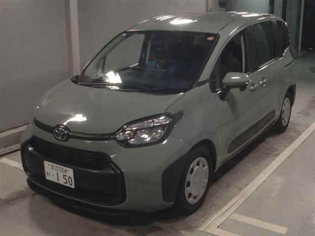 2023 Toyota Sienta X auction photo 4