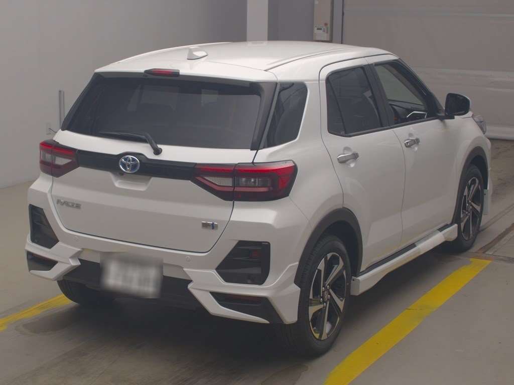 2026 Toyota Raize Hybrid Z auction photo 2
