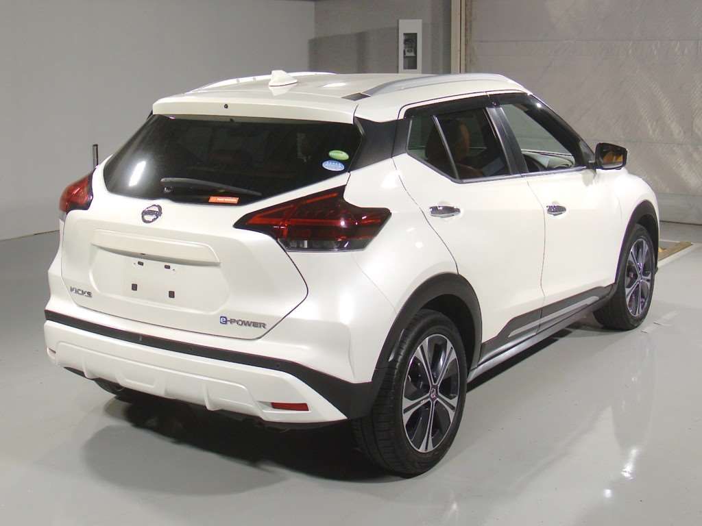 2021 Nissan Kicks X Two-Tone Interior Edition auction photo 2