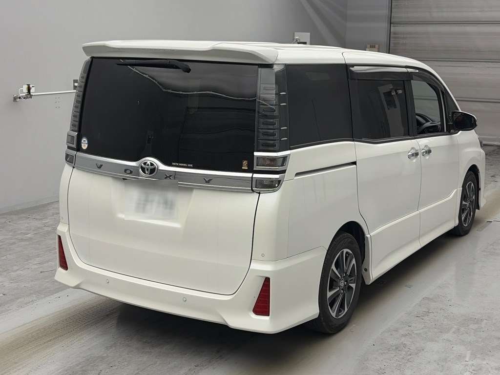 2021 Toyota Voxy ZS Kirameki 3 auction photo 2