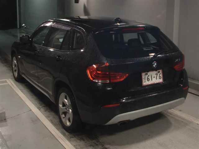 2011 BMW X1 sDrive 18i Highline Package auction photo 2