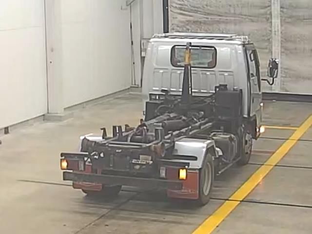 2011 Isuzu Elf コンテナ専用車 auction photo 2