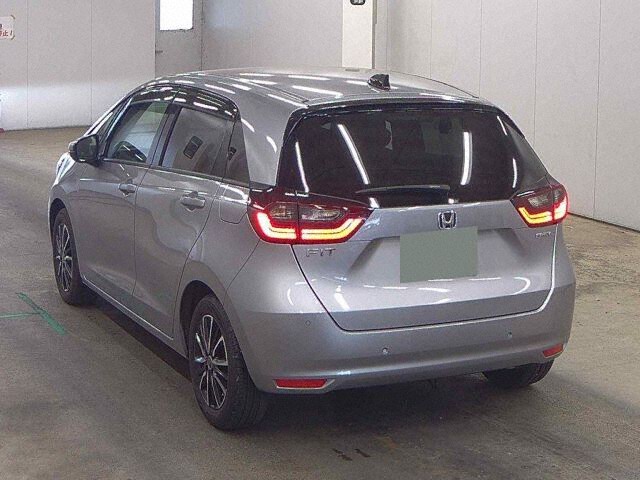 2020 Honda Fit EHEVホーム auction photo 2